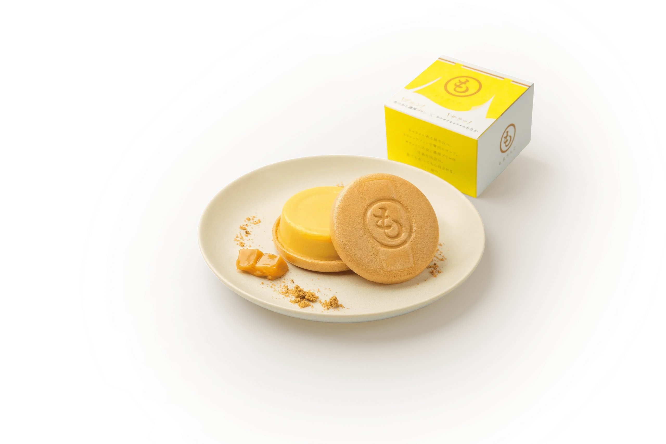 もなさんど（キャラメルプリン味）の最中皮とプリン、パッケージ