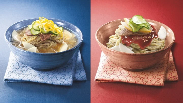 調理済みの水冷麺とビビン冷麺が並んだイメージ