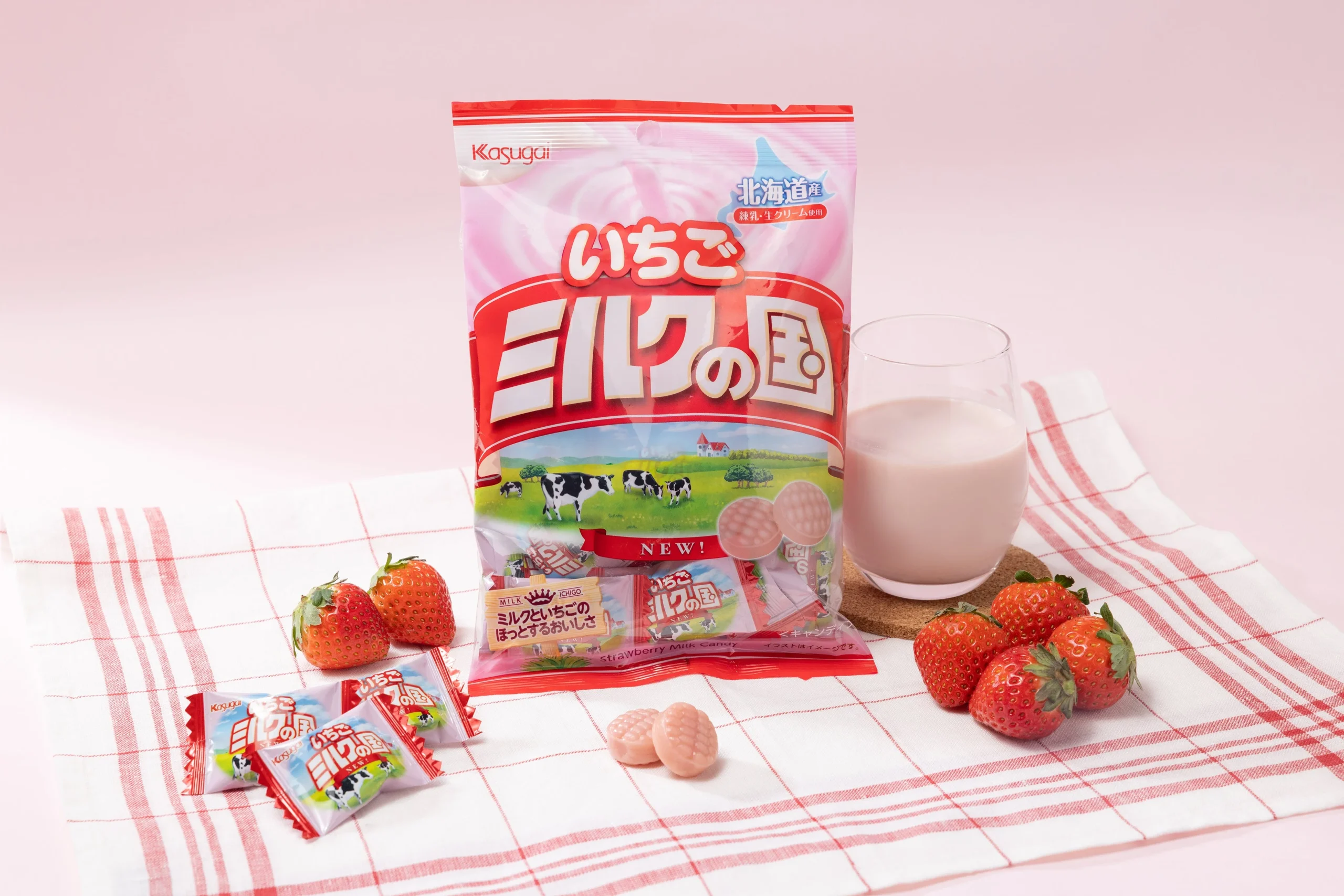 いちごミルクの国のパッケージと個包装キャンディ、いちごとミルク
