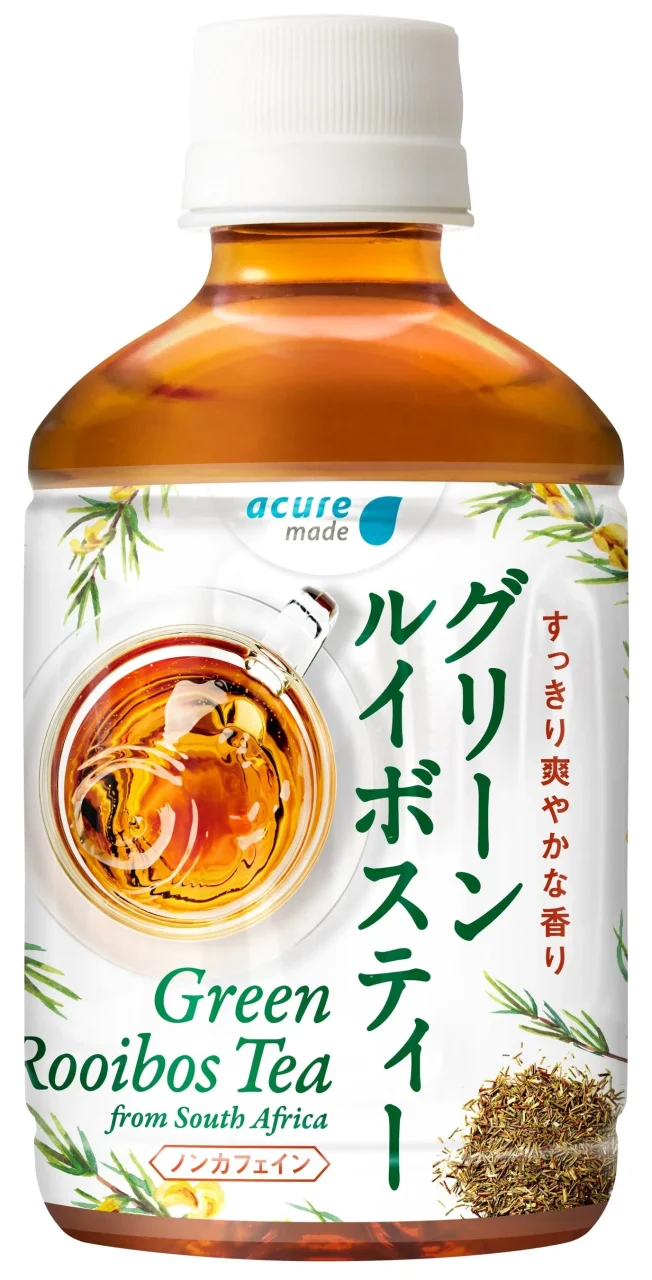 グリーンルイボスティーのペットボトル。ラベルにacure madeと商品名、茶葉のイラストが描かれている。
