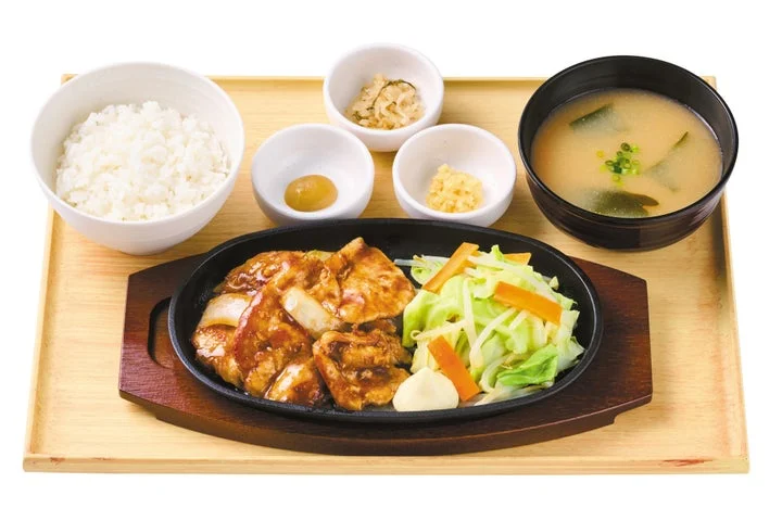 三元豚ロース極みしょうが焼定食の定食セット
