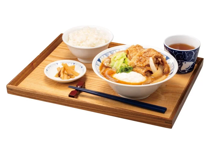 江戸甘味噌の生姜焼き豚汁定食の膳