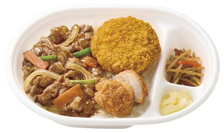 牛焼肉とコロッケ、付け合わせが入ったお弁当