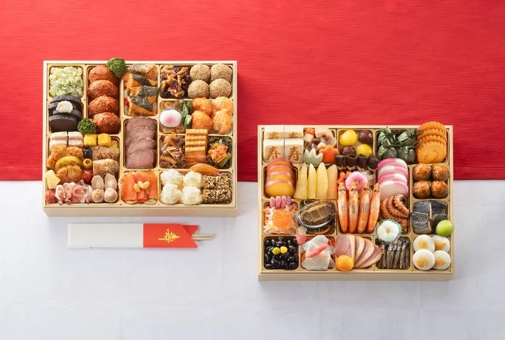 77品目が詰められた和洋中特大二段重「饗宴」