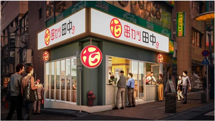 リブランド後の串カツ田中 赤坂店の外観と、店先で串カツを食べる人々の様子