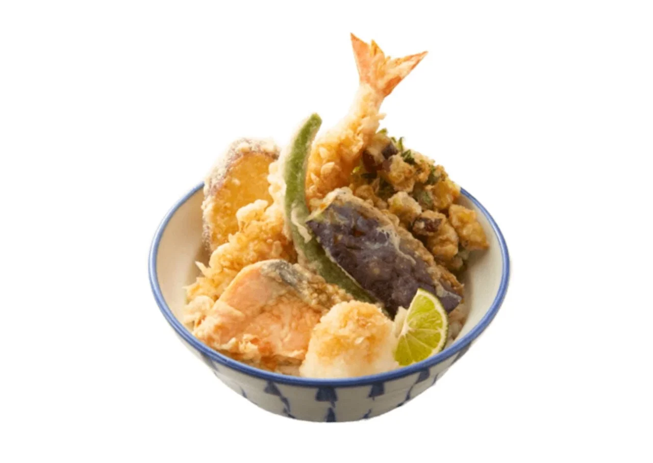 大海老と銀鮭のすだちおろし天丼の天ぷらが盛られた丼