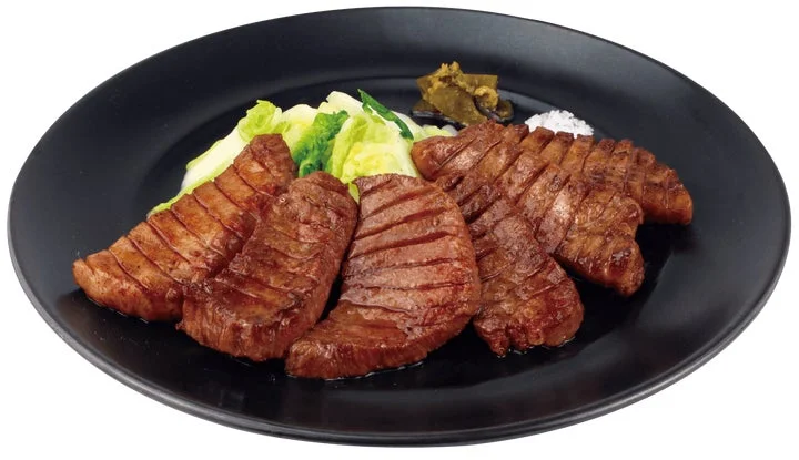 おつまみ用の炭焼き厚切り牛タン