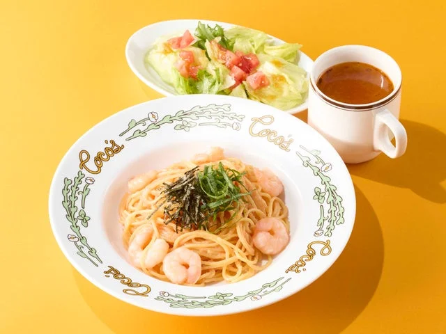 ぷりぷり海老と明太子のパスタとサラダ、スープのセット