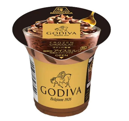 ゴディバ監修 フローズンショコラアイスのカップ型パッケージと、チョコアイスとアーモンドのトッピング