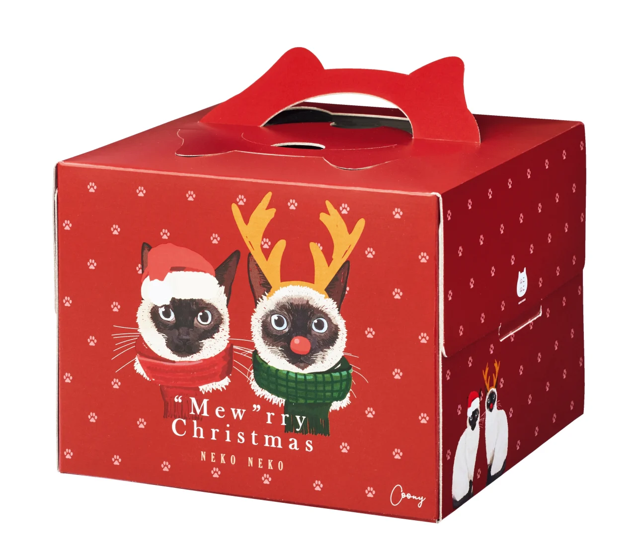 ねこねこのファミリーマート限定ボックス。赤地にねこイラストとMewrry Christmasの文字