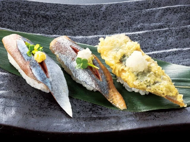 さんま食べ比べ三昧の寿司