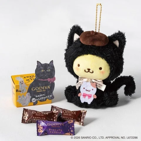 黒ネコフード姿のポムポムプリンぬいぐるみとGクリスピーショコラ