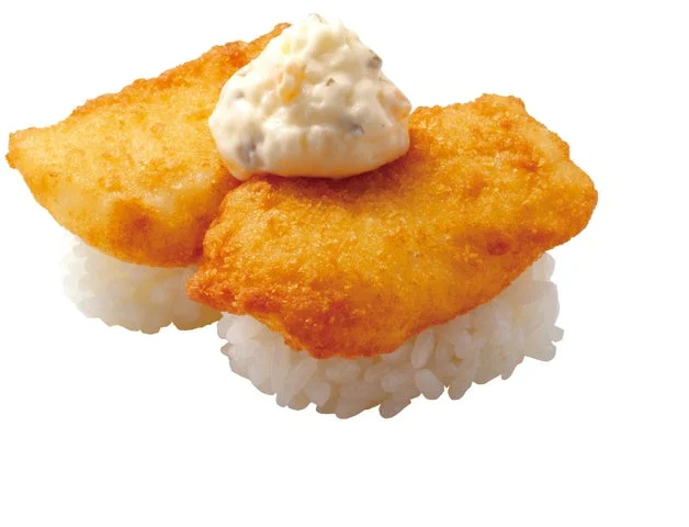 タルタルソースを添えた黄金カレイフライ握り