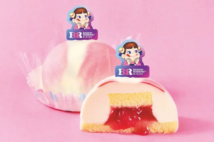 ペコちゃんプレートが乗ったミルキーショートケーキのドームケーキ