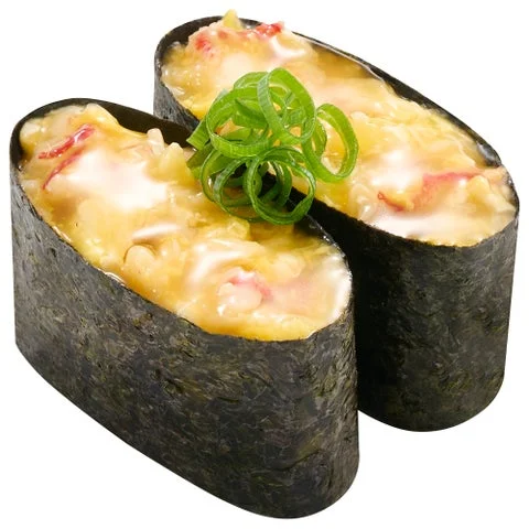 かに玉風の具材をのせた軍艦巻き