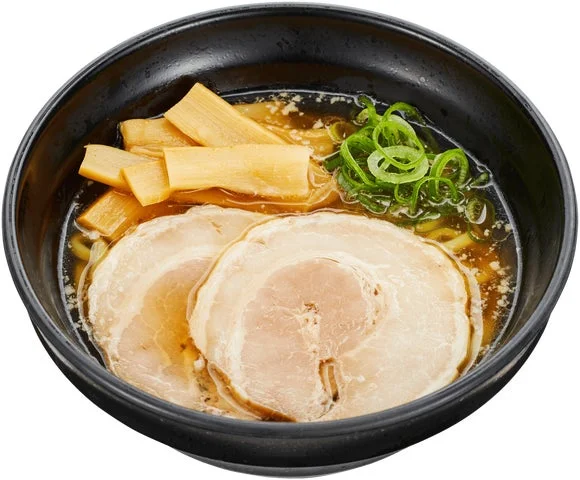 トッピングが増量されたコク旨醤油ラーメン