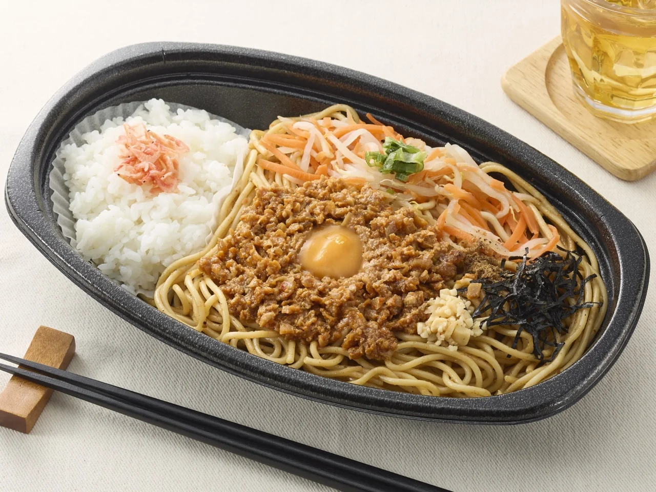 汁なし台湾風まぜ麺弁当(追い飯付き)の増量イメージ画像