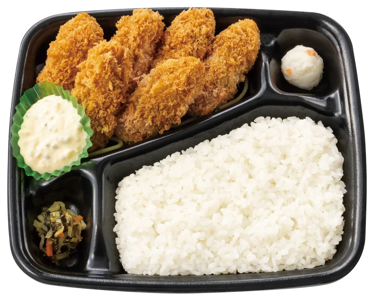 黒いトレイにカキフライ、ご飯、マヨネーズ、漬物、卵が盛られた弁当