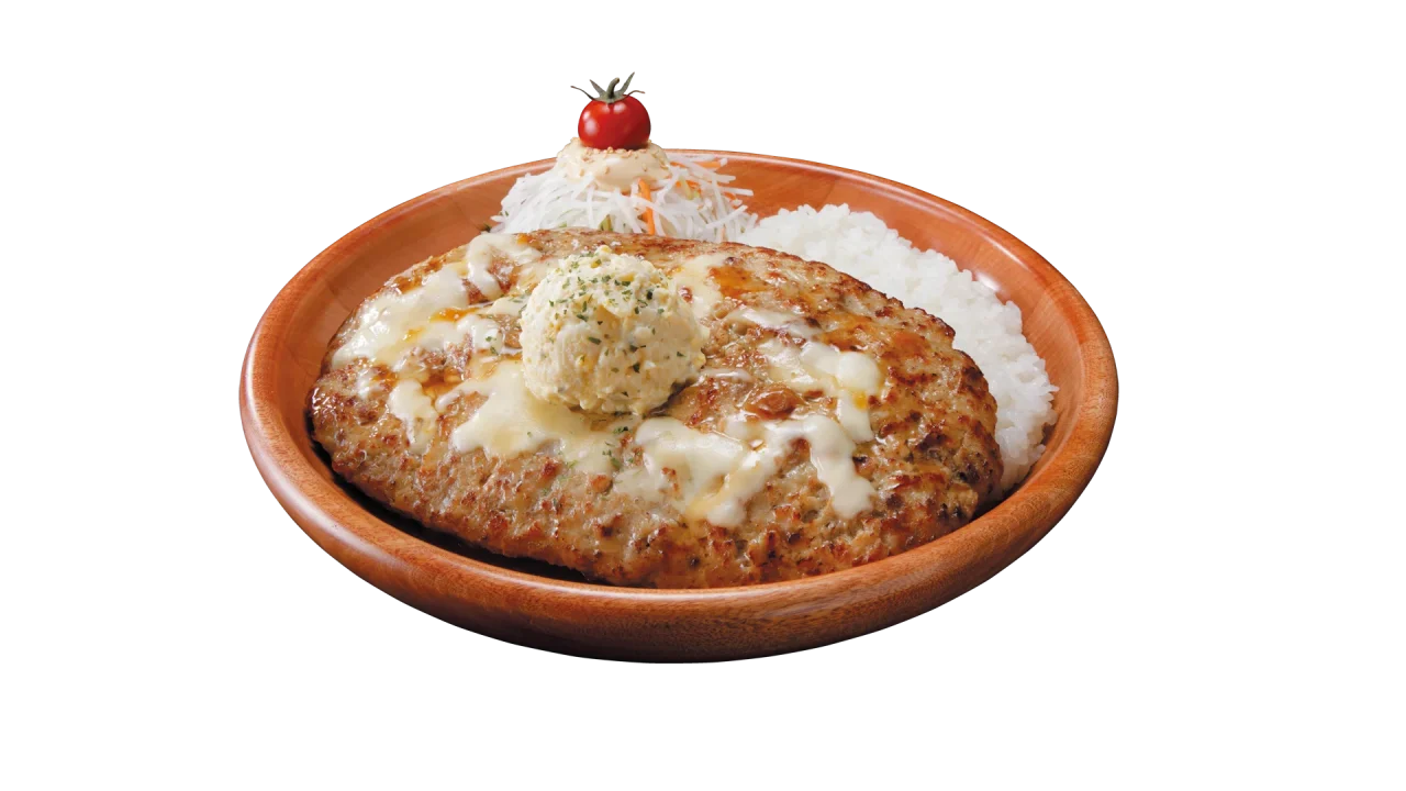 ガリバーポテサラパケットディシュ。中央にポテトサラダを載せ、ライスとサラダを添えた皿
