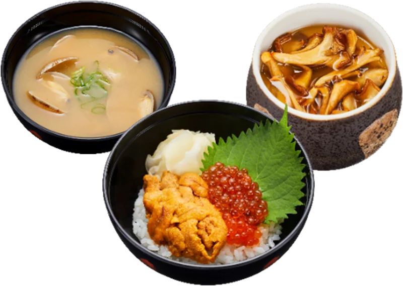 ごちそう 贅沢うに いくらの小丼セット。小丼、味噌汁、茶碗蒸しの3品