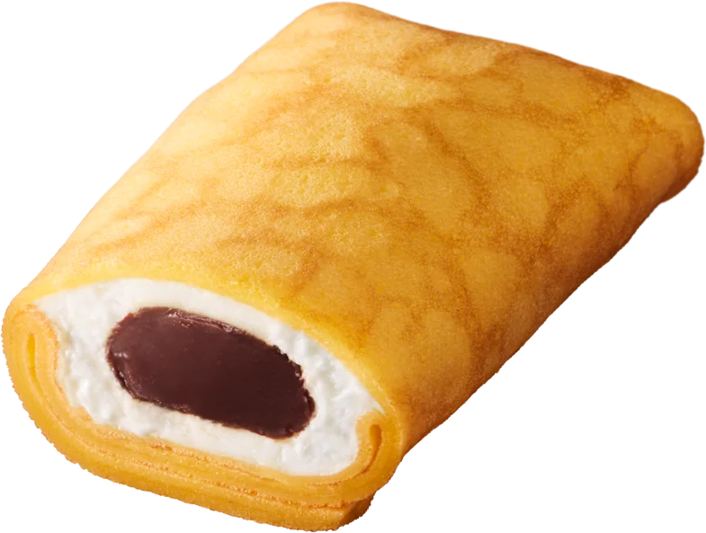 ファミマ・ザ・クレープ 生チョコの断面。白いクリームと生チョコ入り