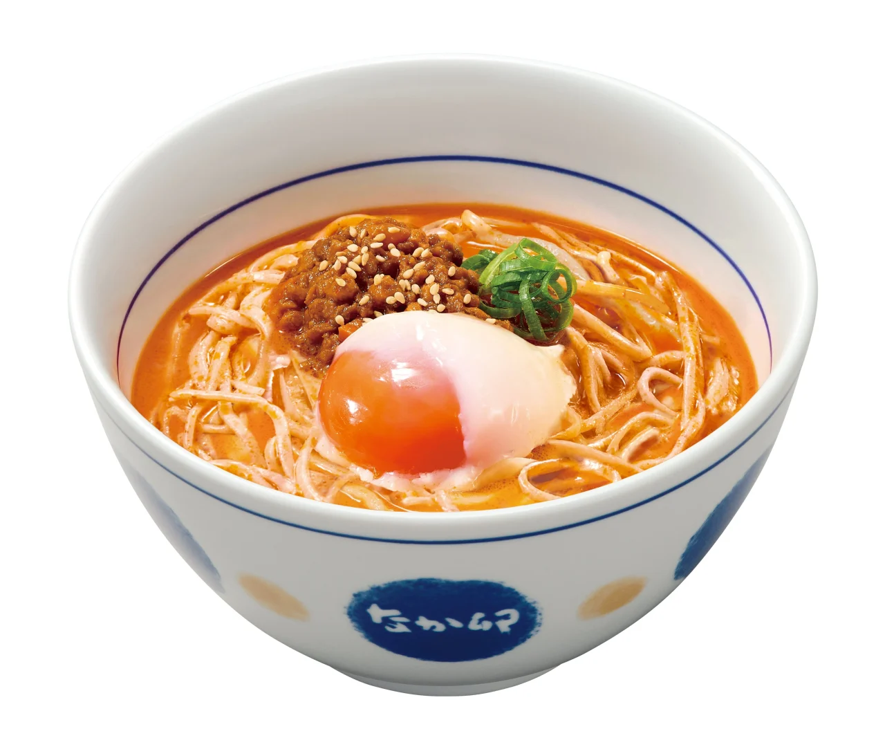 温たま担々そば。白い丼に麺、温泉卵、ひき肉だれ、ねぎがのる