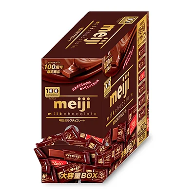 明治ミルクチョコレート100周年大容量BOX。個包装チョコが見える茶色の箱
