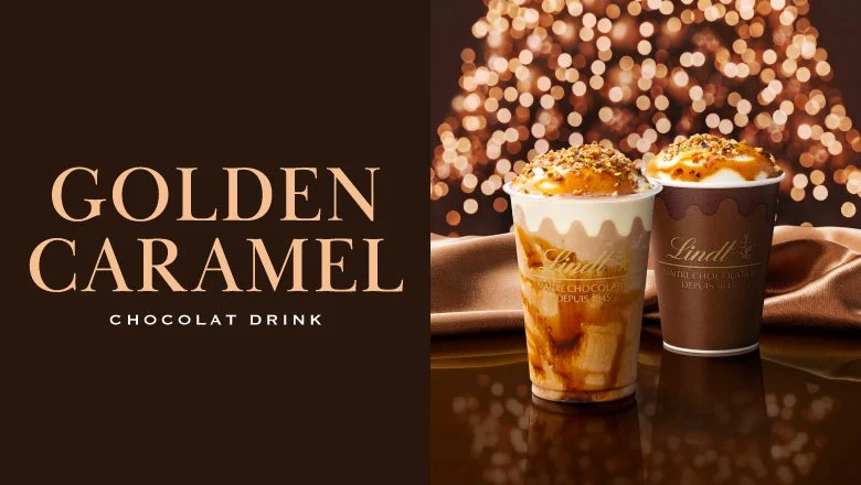 ゴールデンキャラメル ショコラドリンクのアイスとホット、2つのカップ