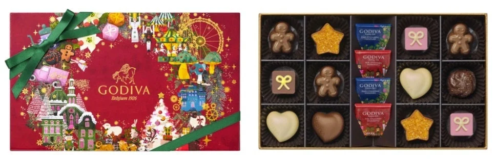 ゴディバ プティフール アソートメントの赤いリース柄の箱と、中のチョコレート